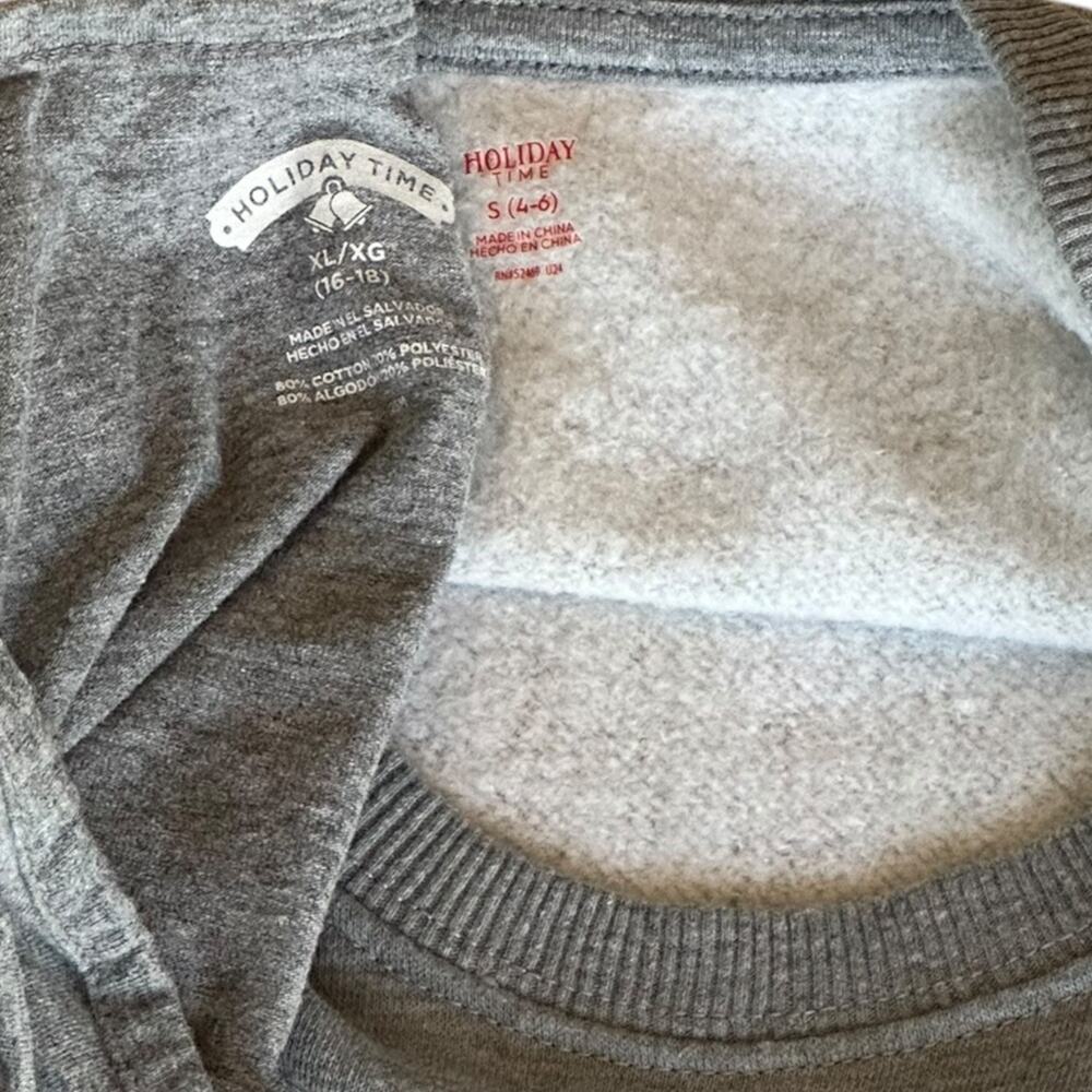 Womens Winter Top Bundle Size Small Christmas Holiday Xmas Jingle Red White Grey - Picture 6 of 7